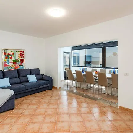 Alvaro Dos By Villa Playa Blanca (Lanzarote)