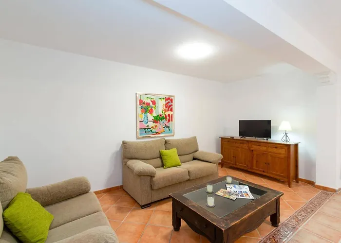 Alvaro Dos By Villa *