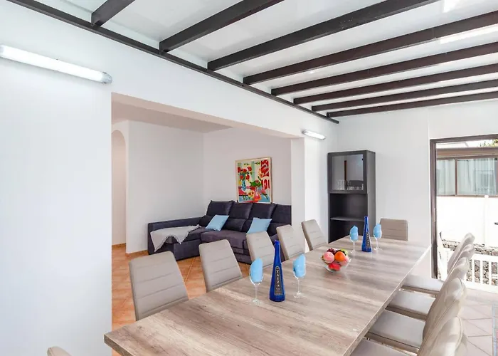 Alvaro Dos By Villa Playa Blanca (Lanzarote)